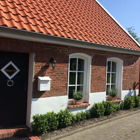 Holiday home Liebes-lottchen Krummhoern